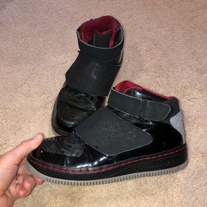 Boys 5Y GUC 2008 Air Jordan’s